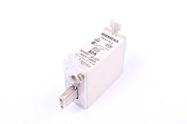 Siemens 3Na3812 Fusible Id30176 Deux Ans De Garantie Sur Les Réparations !