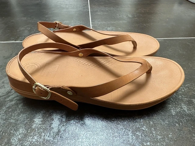 FitFlop Flip Flops Slip On Thong Strap Sandals Womens 9 Brown Leather