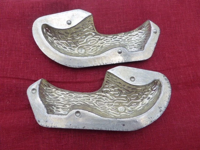 Vieux Moule à Chocolat En Fer Blanc – Forme Sabot – Métal Blanc – Décoration Ou Usage