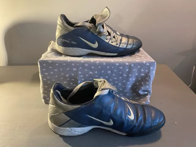 VINTAGE NIKE TOTAL 90 Football Astro Turf Trainers Boots Rare Retro Silver Blue 27.00 PicClick UK