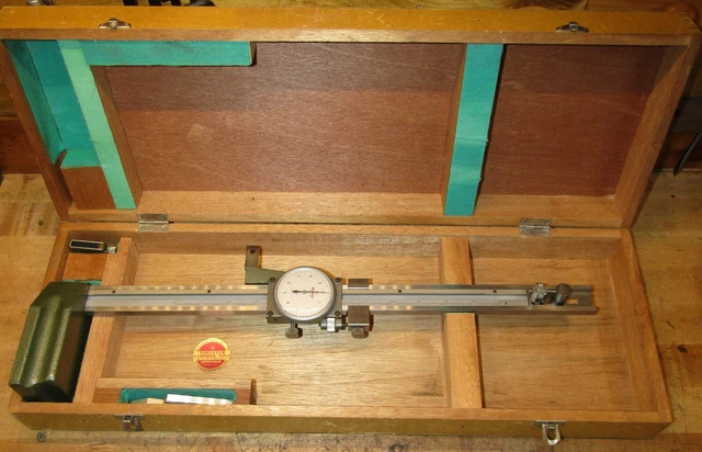 VINTAGE MITUTOYO DIAL Height Gage No. 509-211, Range-12", Vernier to 1/