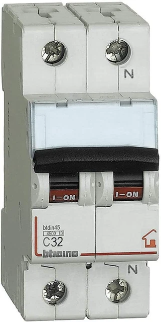 FC810NC32 Interruttore Magnetotermico C32 1P+N 2M 4500A