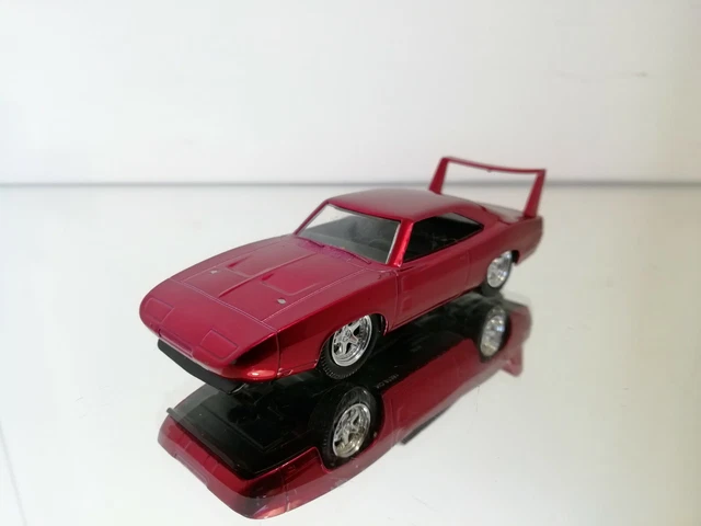 Jada Toys Dodge Charger Daytona 1969 Fast & Furious 7 – Échelle 1/24, Rouge Métallisé, Modèle Miniature Collection