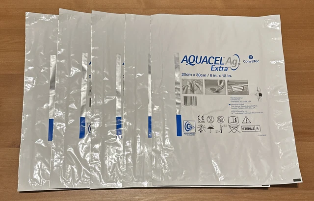LOTE DE 5 Aquacel Ag Extra 8 x 12"" ConvaTec - Expiración 9/2022