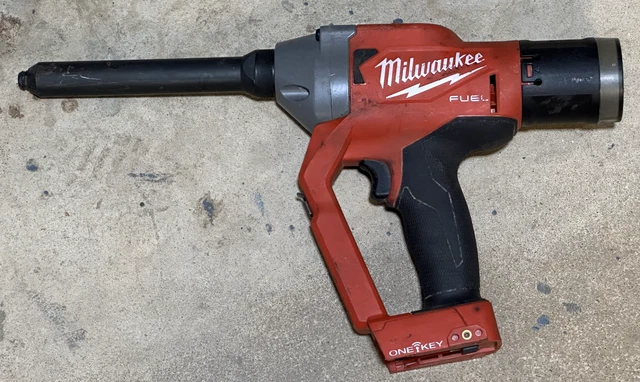 Milwaukee 2660-20 M18 FUEL 1/4" Blind Rivet Tool with ONE-KEY (Extended Shaft)