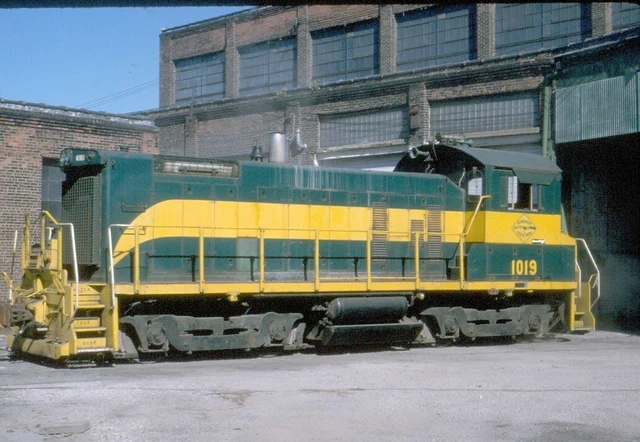 N&SS 1019 SW-1001, Cleveland, Oh, 09/95; Kodachrome Original