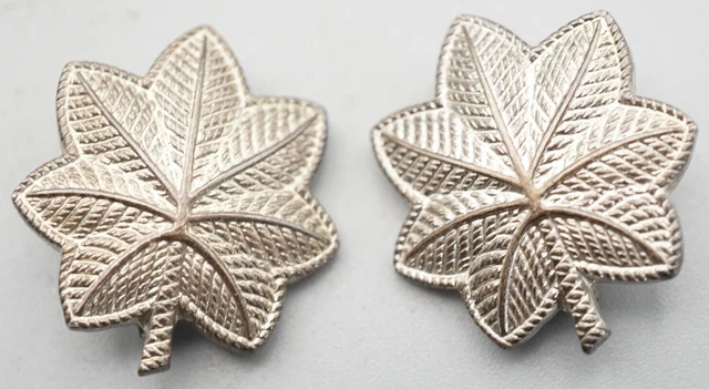 WWII STERLING ARMY Lieutenant Colonel Rank Shoulder Insignia Pins Set ...