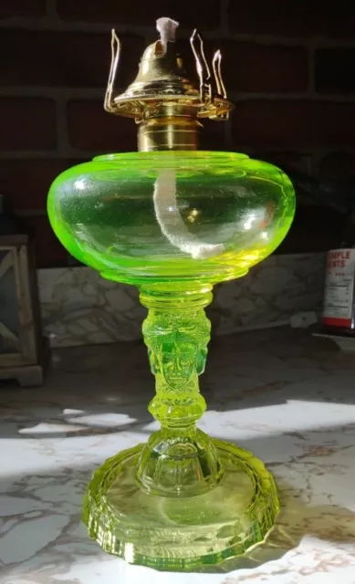 Aladdin Mantle Lamp Co. 3 Face Complete Vaseline Uranium Glass Oil Lamp