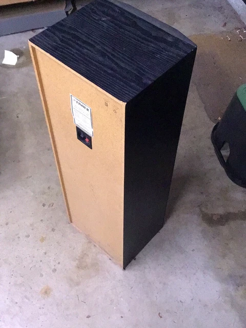 2 fisher speaker system Model: ST-9415/ST-9418 (Black)