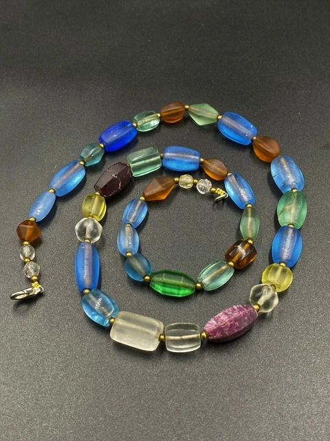 Old antique glass beads and crystals quartz beads from southeast Asian