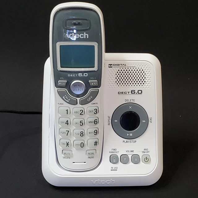 VTech Digital Phone and Answering Machine CS6124 White