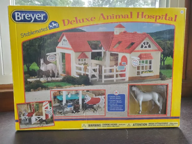 Breyer Stablemates Deluxe Animal Hospital NIB Sealed