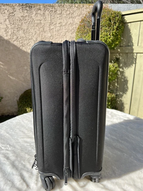 TUMI Alpha 3 International Dual Access 4 wheeled Carry On Suitcase black Spinner 7