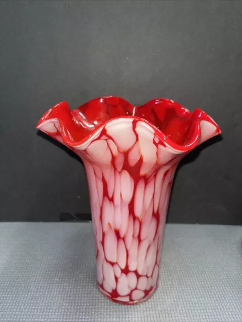 Red White Hand Blown Art Glass Vase by Rainbow Huntington USA 8.5”Tall