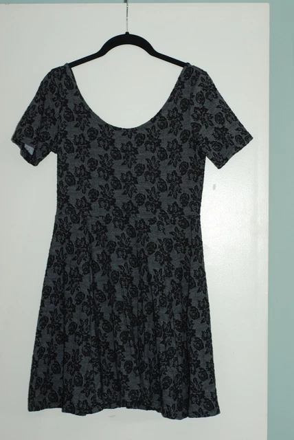 H&M Hm Womens Black And Gray Floral Print Skater Dress Size Small
