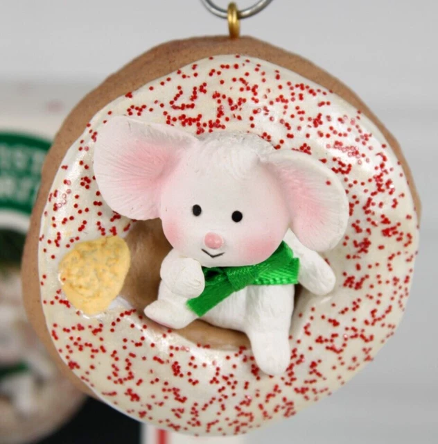 Hallmark Midnight Snack Mouse Christmas Donut Ornament Handcrafted Vintage 1988