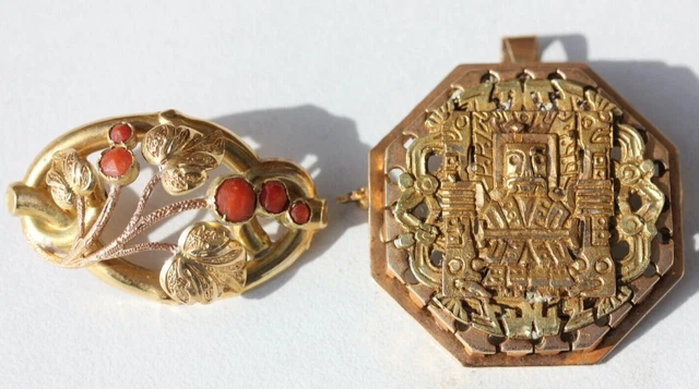 2 BROCHES ANCIENNES EN OR JAUNE 18K - A RESTAURER OU A FONDRE - L. 3 cm - 20,2 g