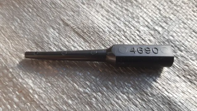 Pomona 4690 Banana Plug Test Adapter with #22 PIN, Black