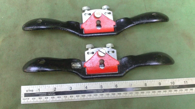Excellent Pair Of  Stanley  Round & Flat   Sole  Spoke Shaves.