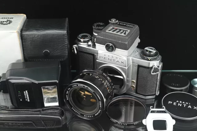 Asahi Pentax SV 35-mm-Spiegelreflexkamera mit Zubehörpaket [N.MINT] 1 Tag...