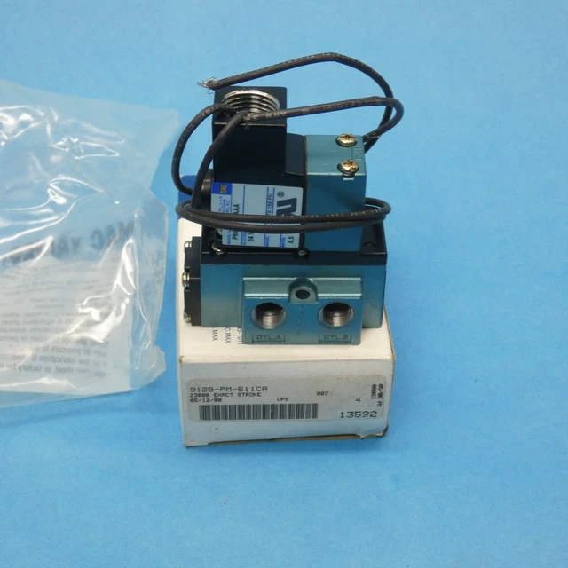 Mac 912B-PM-611CA Single Solenoid 4/2 Valve 1/4" NPT 24 VDC New