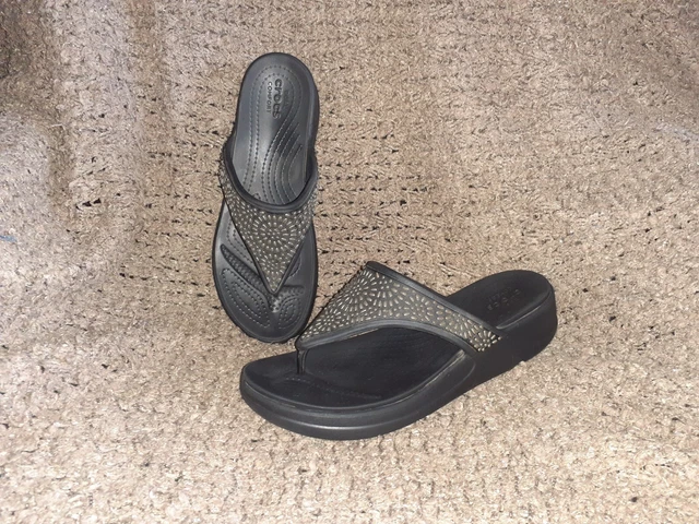 CROCS-Monterey Diamante Wedge-Thong/Flip Flops-Embellished-Black-Sz 10-Excellent