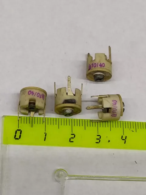 Lot De 5 Condensateurs Variables Trimmer 6-25 PF - Pour Montages électroniques - Marque Générique