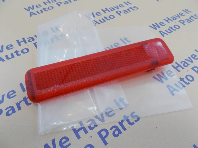 Red Reflector for Door Panel Driver Rear Only fits Chevy GMC Trucks 03-07