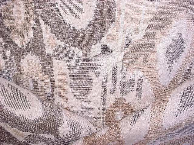 4-1/8Y Kravet Lee Jofa Champange Beige Turkish Ikat Drapery Upholstery Fabric