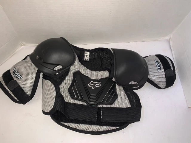 Fox Racing Pee Wee Titan Roost Chest Deflector Youth M/L,  Pre Owned