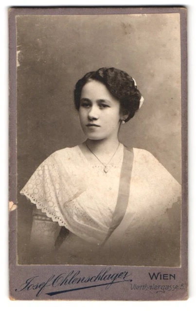 Fotografie Josef Ohlenschlager, Wien, Vierthalergasse 5, Portrait junge Dame im