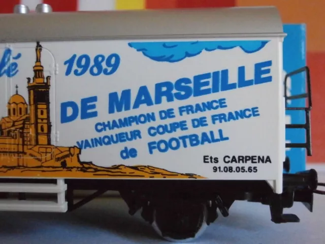 SNCF MARKLIN WAGON OM OLYMPIQUE MARSEILLE  (équipés d'essieux isolés, 2 rails) 3