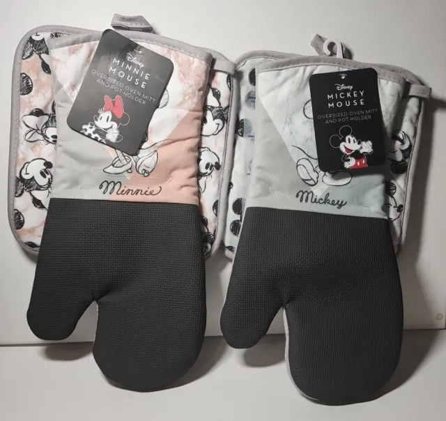 Disney Mickey & Minnie Mouse Oversized Oven Mitts + Holder Pack Set BRAND NEW