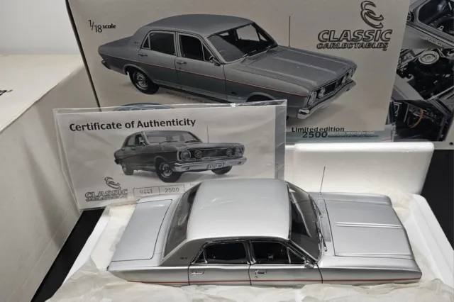 1/18 Classic Carlectables Ford Falcon  Xt Gt 1968 Silver B/New Autoart Biante