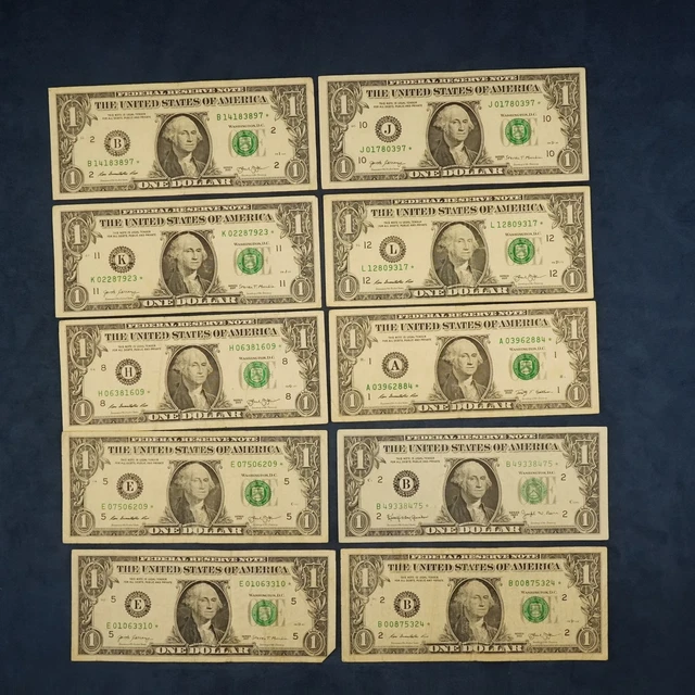 Lot of 10 $1 Federal Reserve Star Notes - Free Shipping USA