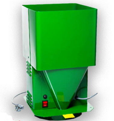 Feed mill grinder Corn Grain Oats Wheat Crusher 350 kg / hour 220V - 240V.