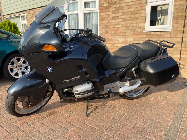 97 BMW R1100 RT Air