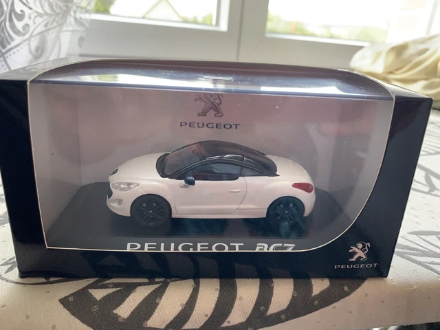 Coffret Norev 1/43, 4 Peugeot Mythiques : BB, 402, 504 Cabrio, RCZ Nürburgring