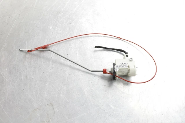 Actionneur De Verrouillage Bouchon Réservoir Carburant Pour Audi Q5 8R 2.0 TDI - Réf. 8K0862153F - Occasion