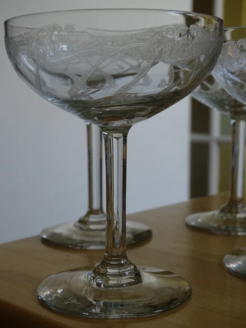 Coupe à Champagne Vintage En Cristal Art Nouveau - France, 8 Cm, Décoratif, Collection