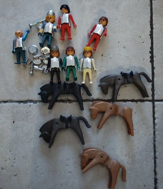 Lot Playmobil Novelmore – 11 Personnages + Cheval + Accessoires – Excellent état