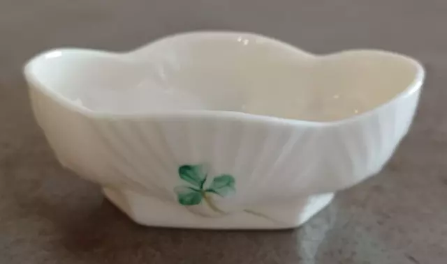 Belleek Salt Cellar Small Bowl Trinket Dish 6th Green Mark 1965-1980