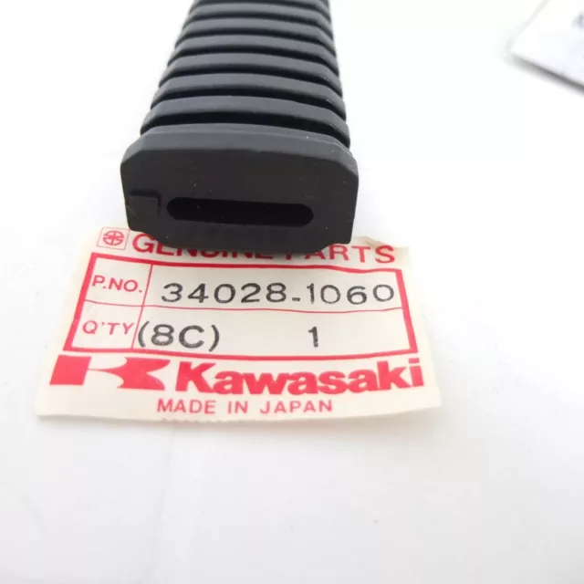 per kawasaki gpz900 r 84 89  pedana gomma posteriore rear rubber step footrest 3