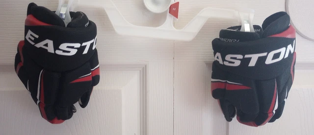 Easton youth hockey gloves