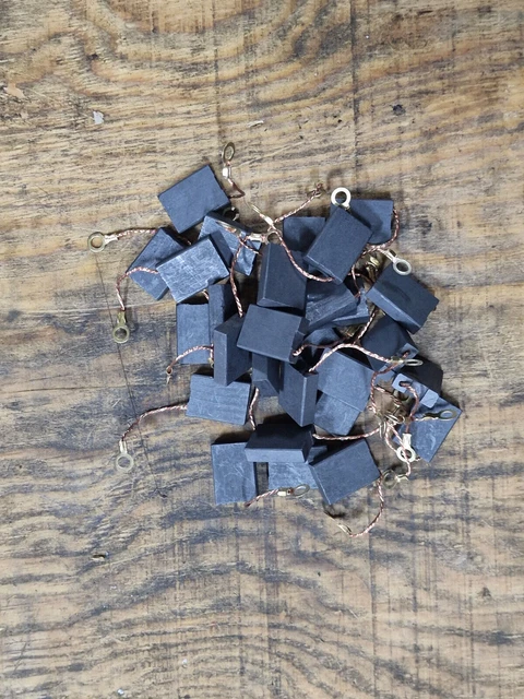 10 pezzi 16 mm x 6 mm x 22 mm Spazzole di carbone per motore Spazzola di...