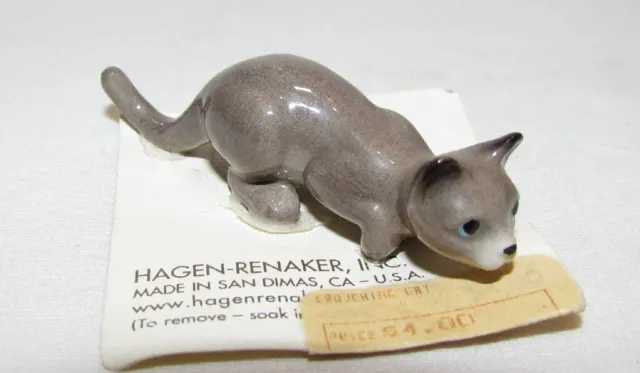 Hagen Renaker Miniature Crouching Cat, #3079, San Dimas, Mint on Card