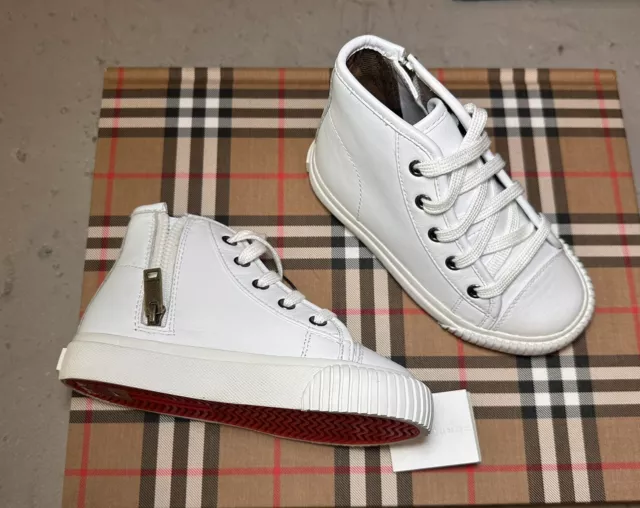 Burberry Mini Wars low High Top  shoes Unisex For kids size EUR 27