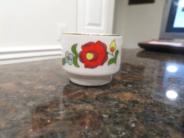 KALOCSA HAND PAINTED PORCELAIN shot cup