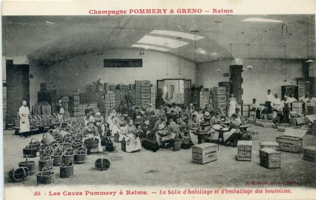 Cpa // Champagne Pommery & Greno Reims // La Salle D'habillage Et D'emballage