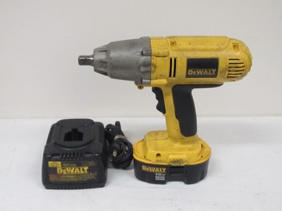 DEWALT DW059 18V Cordless Impact Wrench 